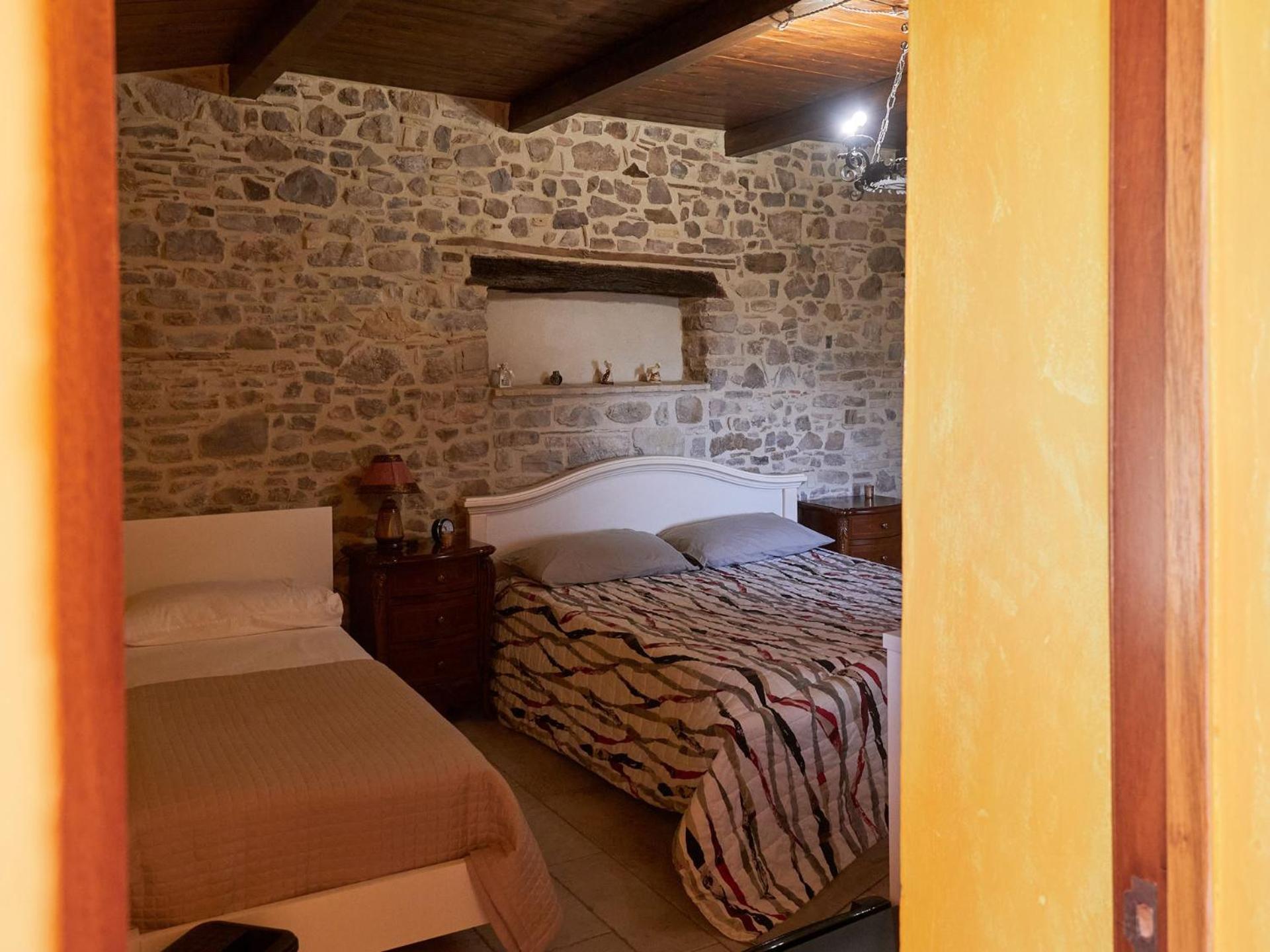 Il Cortiletto Del Borgo Bed & Breakfast Pietra Montecorvino Exterior photo